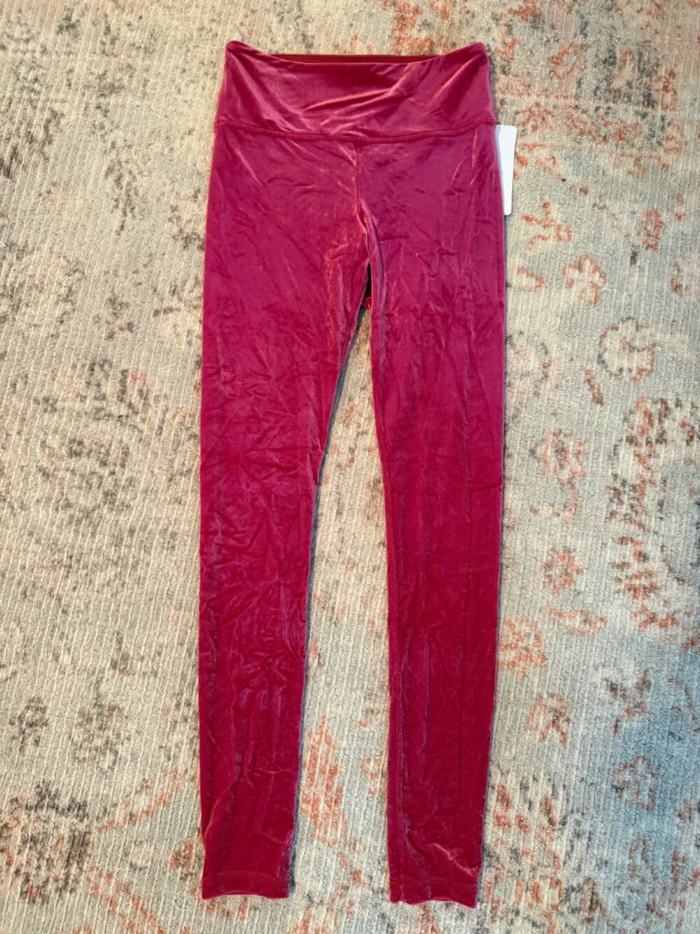 NWT Athleta Salutation Tight in Vibrant Raspberry Velvet - Size S